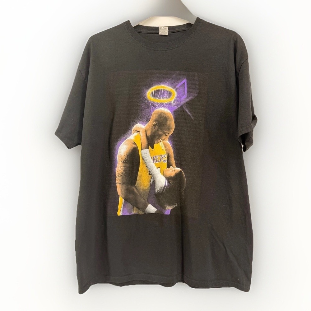 Kobe Gianna "Gigi" Bryant Memorial T Shirt Mens XL Black Lakers Tee